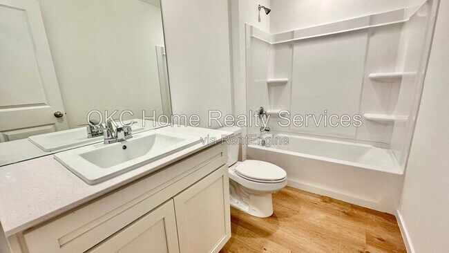 Building Photo - 20404 Deer Creek Dr