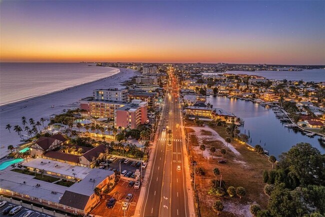 Building Photo - 3820 Gulf Blvd