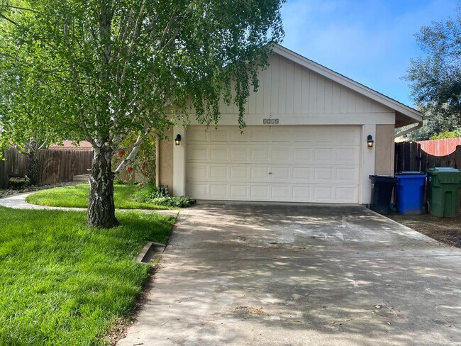 Building Photo - 1275 Peterson Ranch Rd