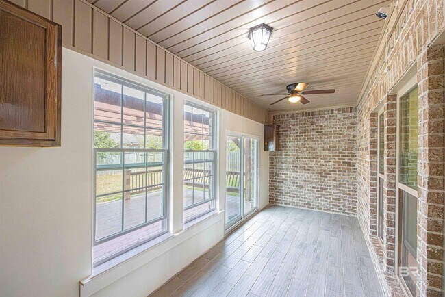 Building Photo - 27069 Gramercy Ln