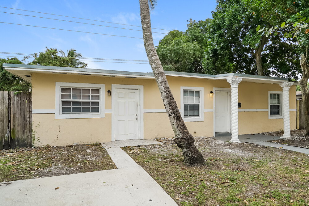 Building Photo - 16461 NW 19th Ave