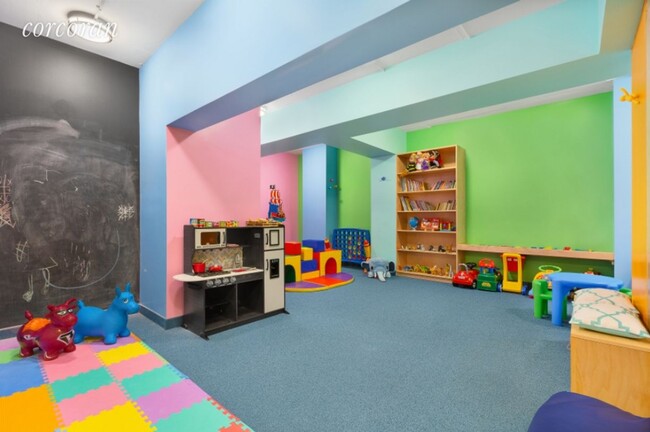 Building Photo - 348 W 58th St