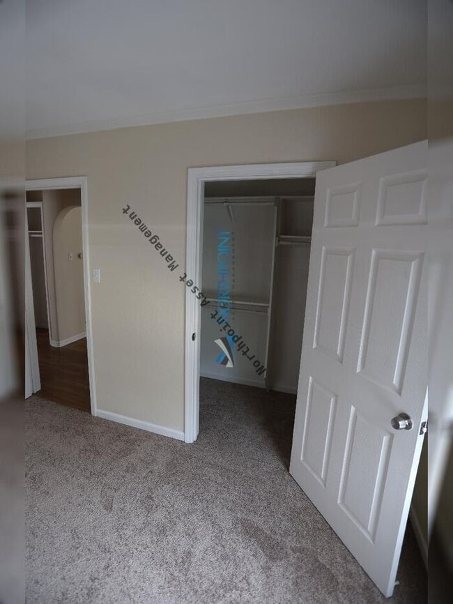 Building Photo - Stunning 2 beds 1 bath in Sacramento