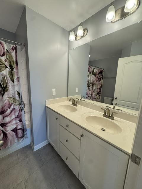 Building Photo - Modern End-Unit Townhome – Solar Powered, Garage, Pet Friendly, and HOA Amenities Included