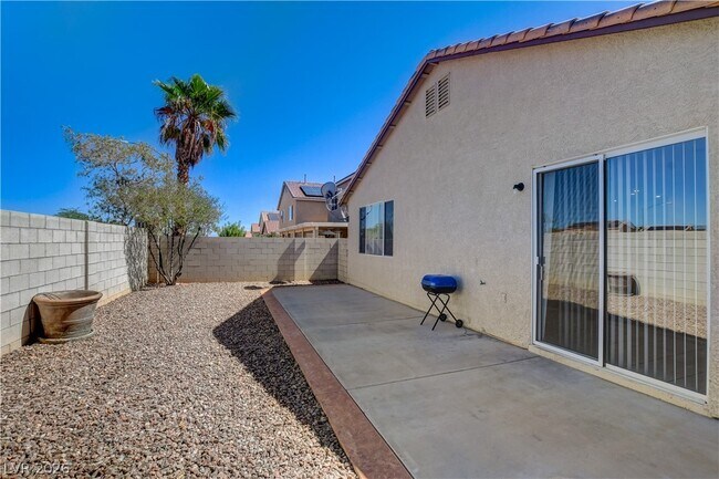 Building Photo - 9890 Ridgehaven Ave