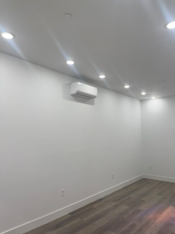 Building Photo - 3039 B St
