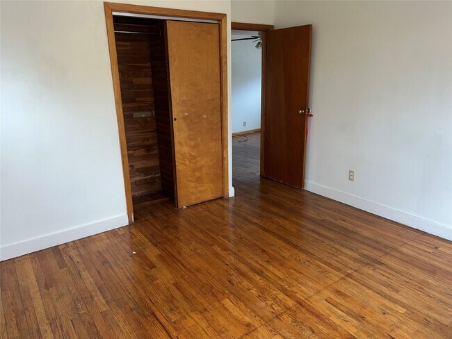 Building Photo - 4 Erie St