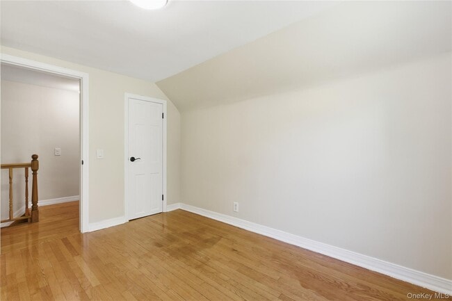 Building Photo - 39 Cox Ave