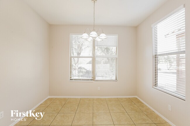 Building Photo - 2155 W Desert Seasons Dr