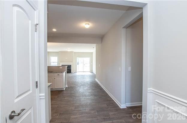 Building Photo - 126 Canada Dr