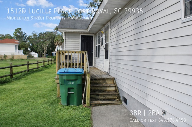 Building Photo - 1512D Lucille Place Port