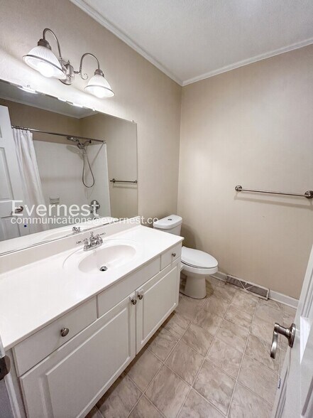 Building Photo - 1231 Willowlake Ct