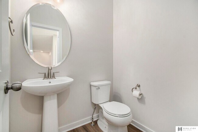 Building Photo - 15975 Kempten Crk Dr