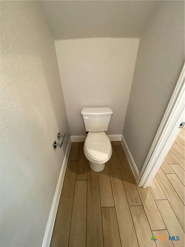 Building Photo - 2014 Rueben Rd