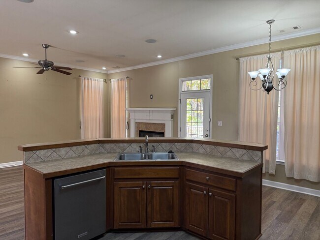 Building Photo - 111 Southwind Cove