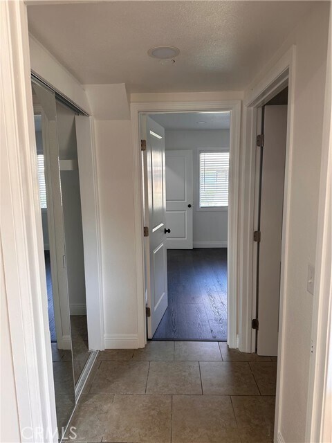 Building Photo - 12803 Tomahawk Ln