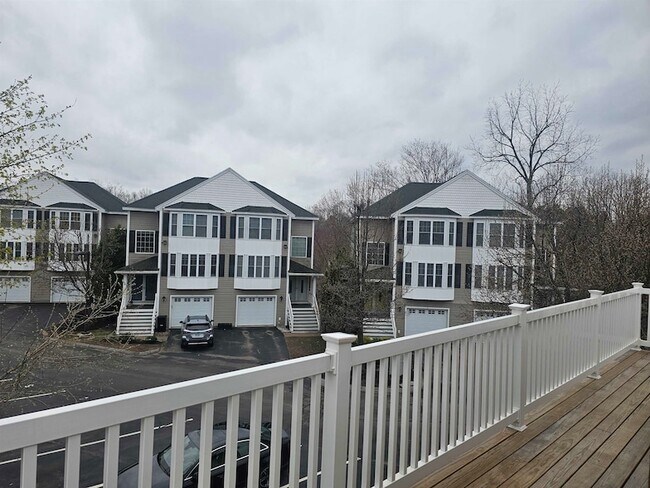 Building Photo - 48 Fourth Street Unit 4