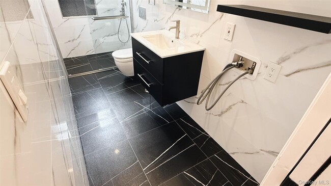 Building Photo - 50-21 Celtic Ave