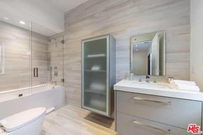 Building Photo - 6359 Colgate Ave