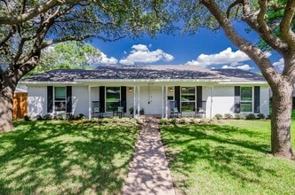 Building Photo - 2018 Sandy Trail