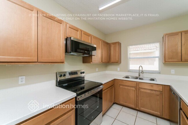 Building Photo - 2337 Cordova Ct
