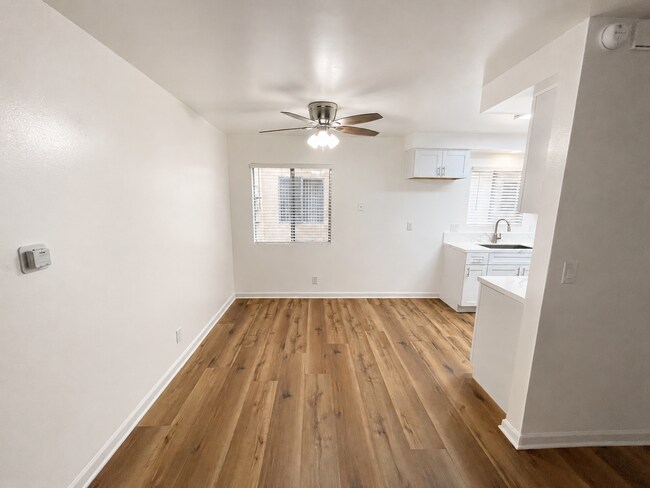 Building Photo - 343 S Steckel Dr