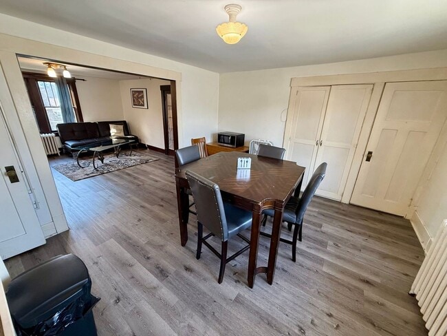 Building Photo - View of the River!  1-Bedroom in Lewiston Triplex -  Includes internet and utilities