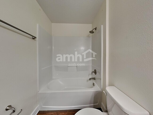 Building Photo - 4634 Reisswood Loop