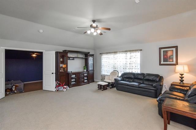 Building Photo - 9750 Candlewood Dr