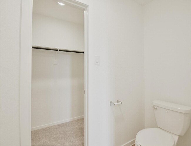 Building Photo - 18566 Cepagatti Dr