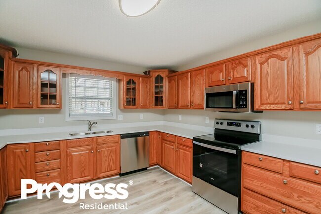 Building Photo - 340 Hermitage Ct