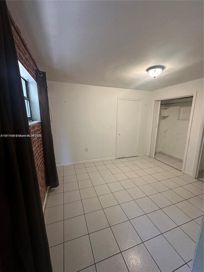 Building Photo - 510 NW 146th St