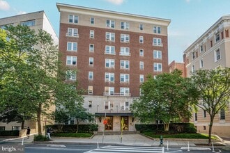 Building Photo - Kalorama Studio Apartment W/Roof Top