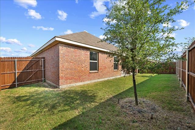 Building Photo - 217 Redbarn Ln