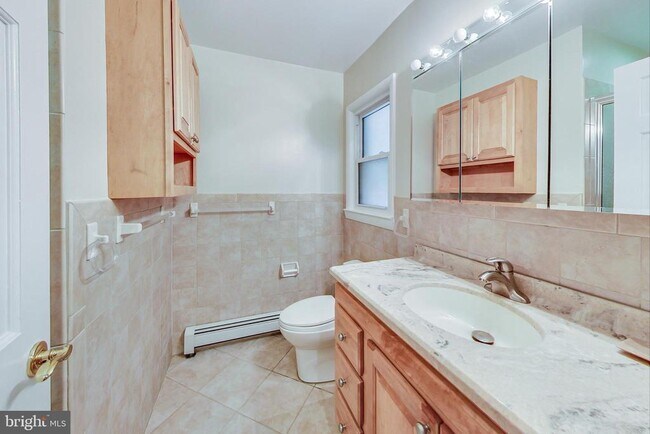 Building Photo - 14904 Claude Ln