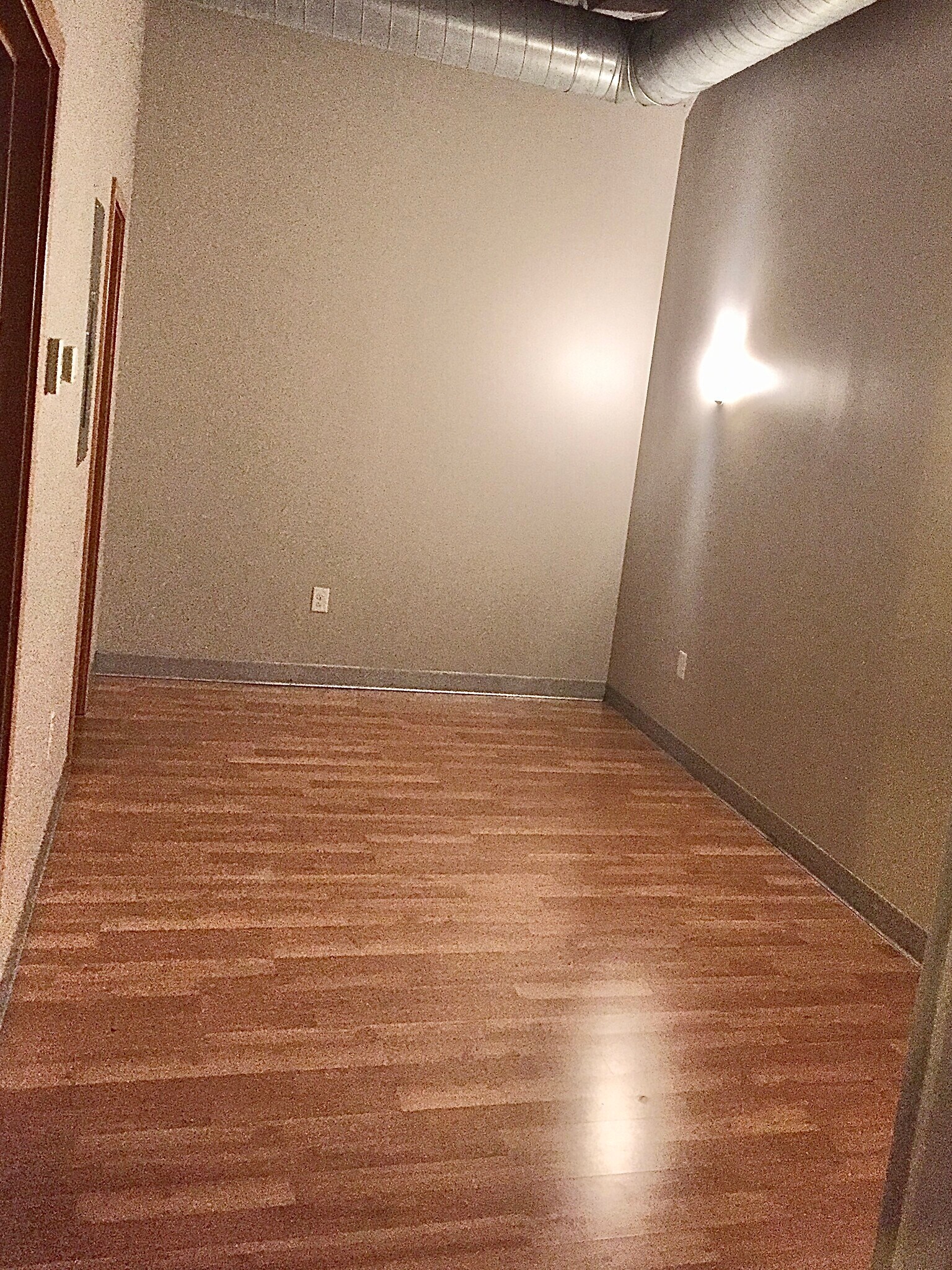 Bedroom with walk-in closet - 521 S 7th St