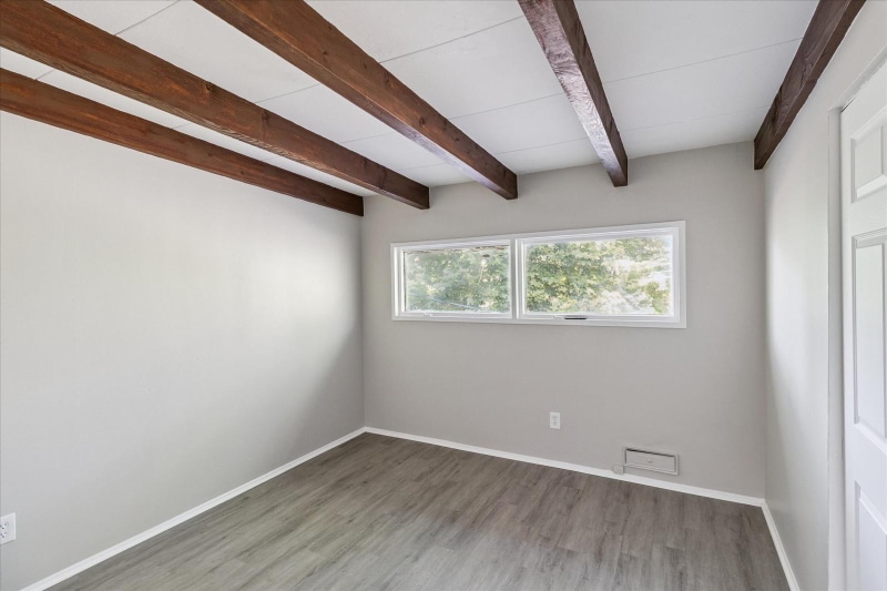 Building Photo - 6412 Nelwood Rd
