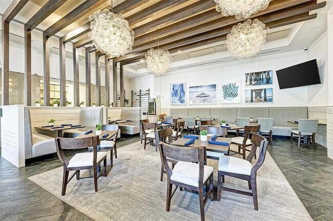 Building Photo - 15459 Santa Pola Dr