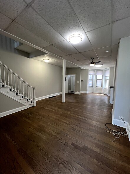 Building Photo - 4053 Sansom St