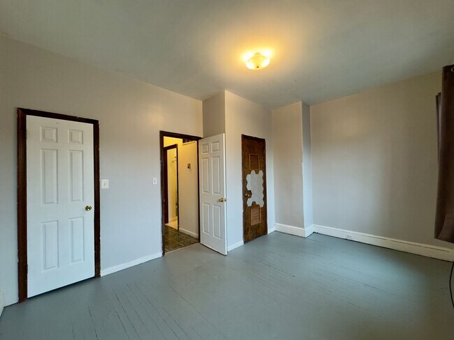 Building Photo - Apartment Units in Station North, MD!