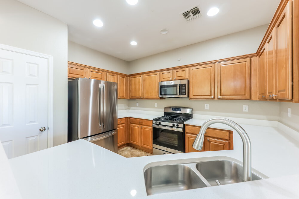 Building Photo - 40810 N Hudson Ct