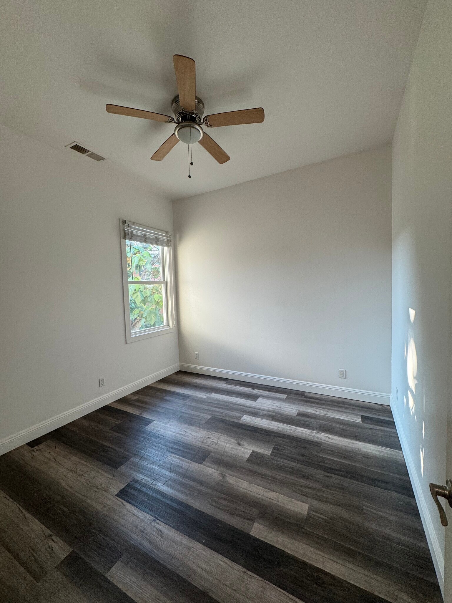 Building Photo - 1537 9th St