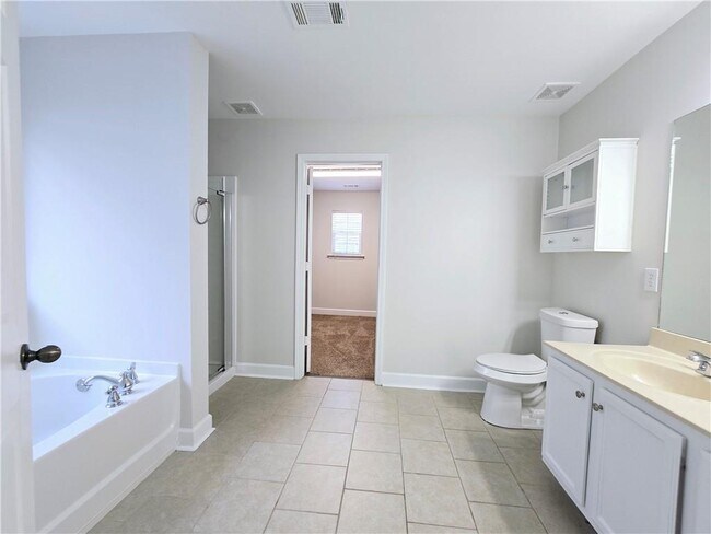 Building Photo - 1273 Lanier Springs Dr NE