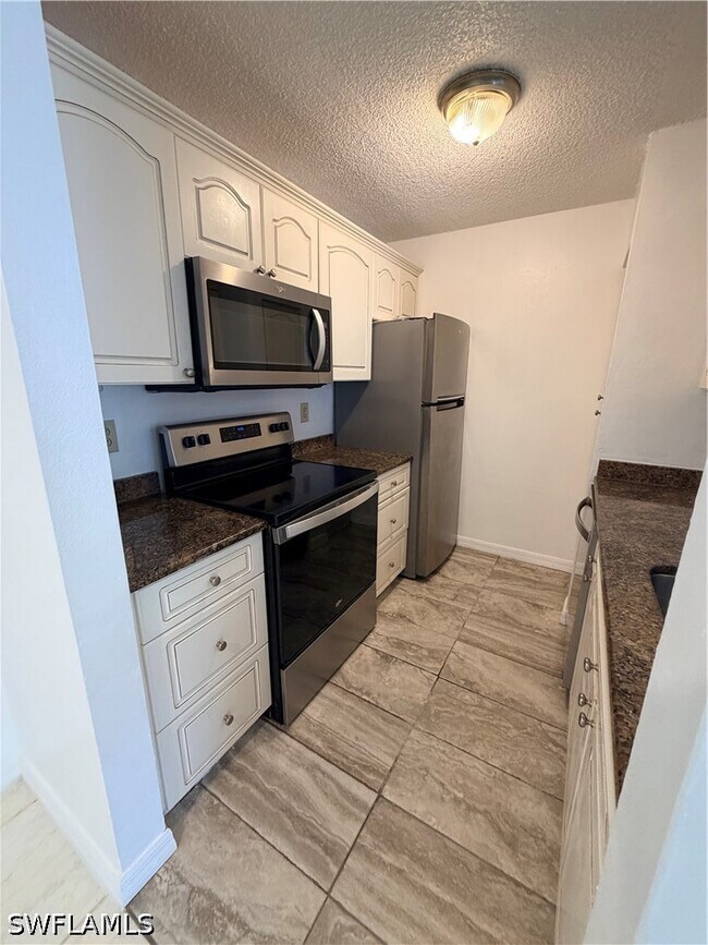 Building Photo - 108 Santa Clara Dr