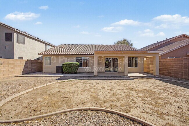 Building Photo - 6508 W Hilton Ave