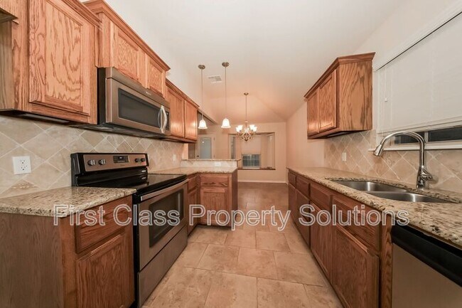 Building Photo - 19613 Allergando Ln