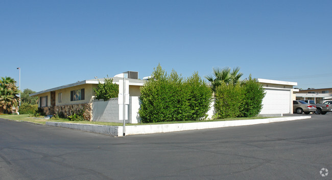 Building Photo - Capri Mobile Home Park