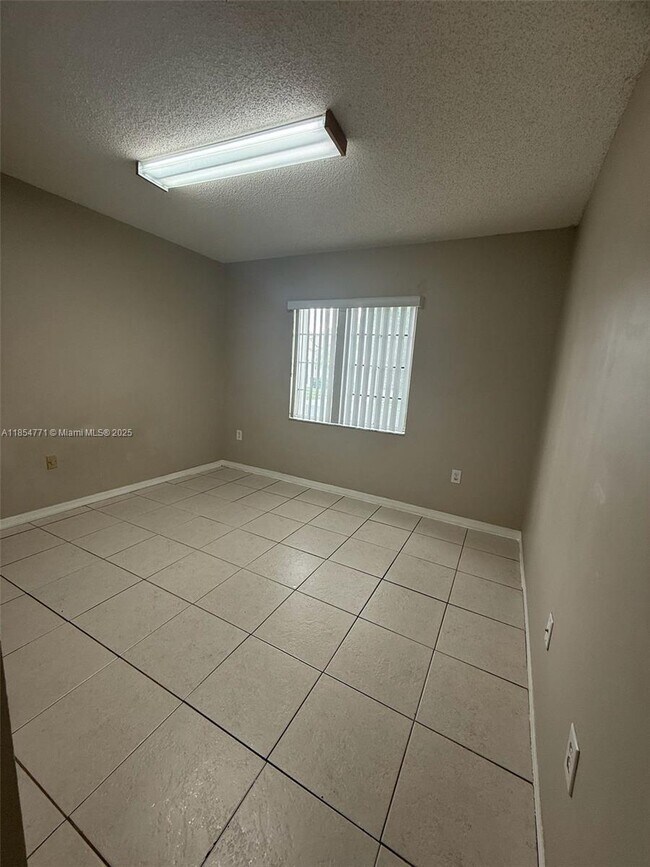 Building Photo - 15801 SW 85th St