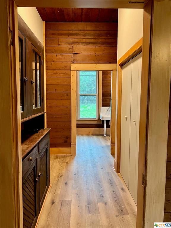 Building Photo - 409 S Pumphrey St