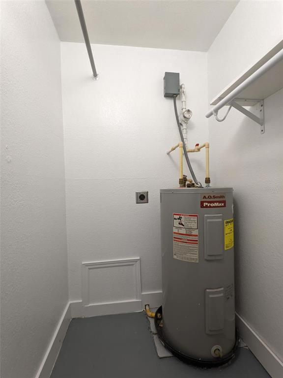 Building Photo - 1090 Cocoanut Ave